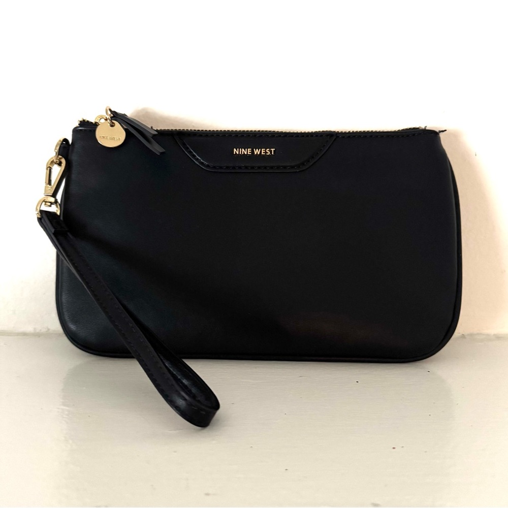 Nine West Black Wristlet Clutch